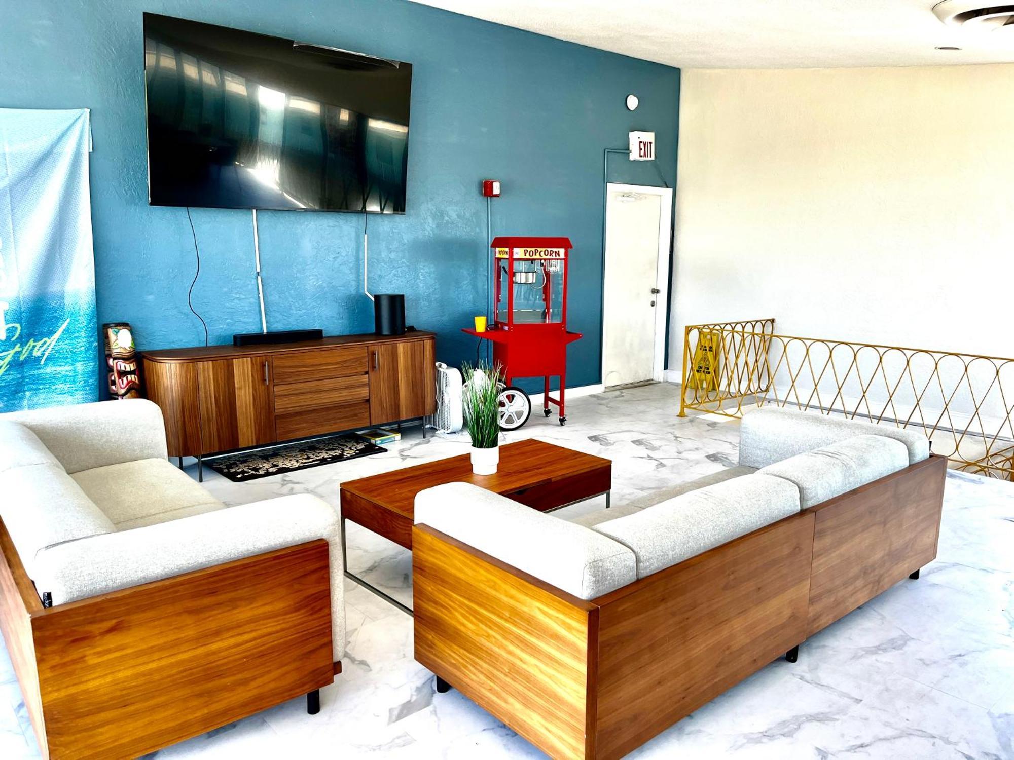 Makai Beach Lodge Ormond Beach Buitenkant foto