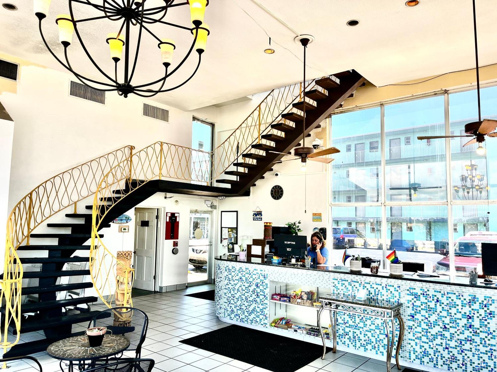 Makai Beach Lodge Ormond Beach Buitenkant foto