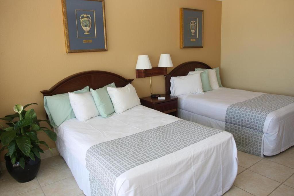 Makai Beach Lodge Ormond Beach Buitenkant foto